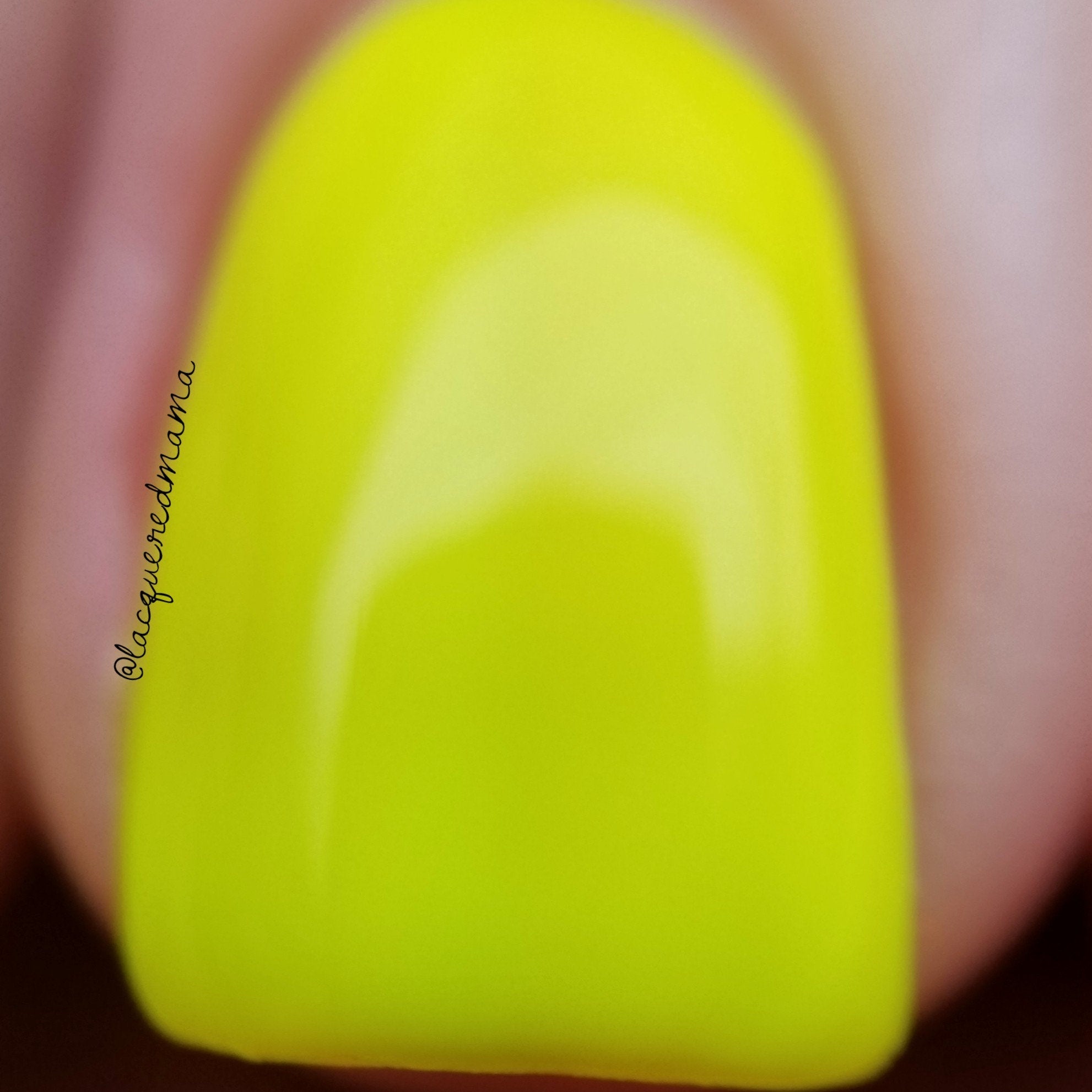 Neon (Ne) Yellow – Atomic Polish